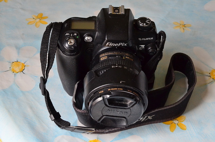 Fuji Finepix S3 Pro appareil photo professionnel