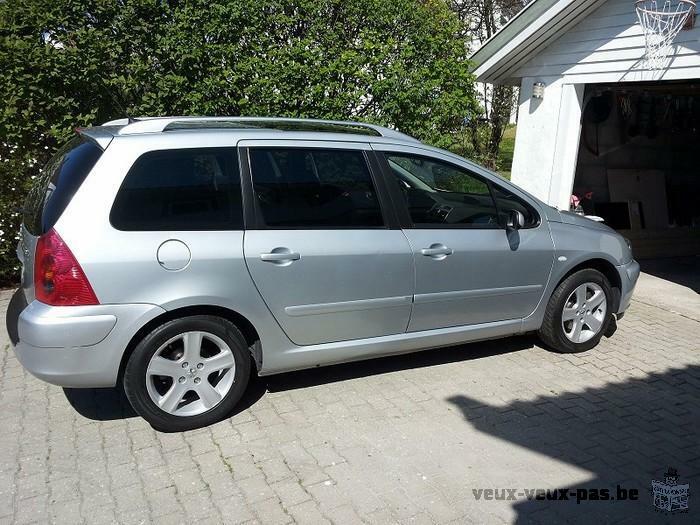 Tres belle Peugeot 307 SW Panorama,diesel,anné 2000,